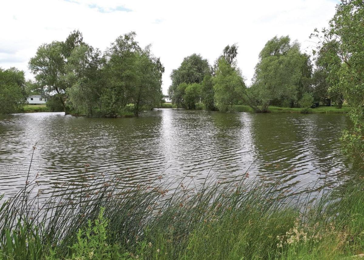Barlings Country Park Hotel Langworth Екстериор снимка