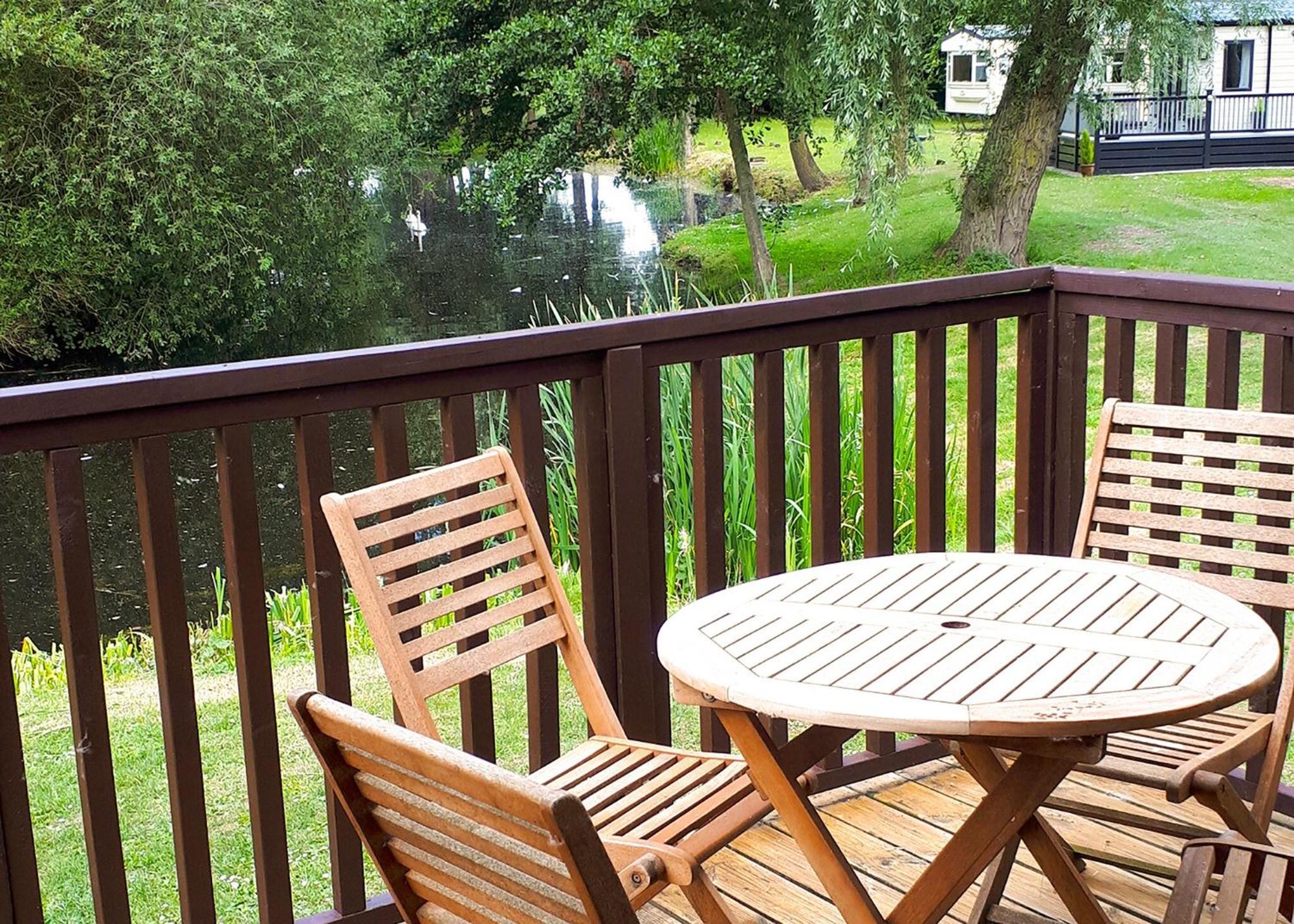 Barlings Country Park Hotel Langworth Екстериор снимка