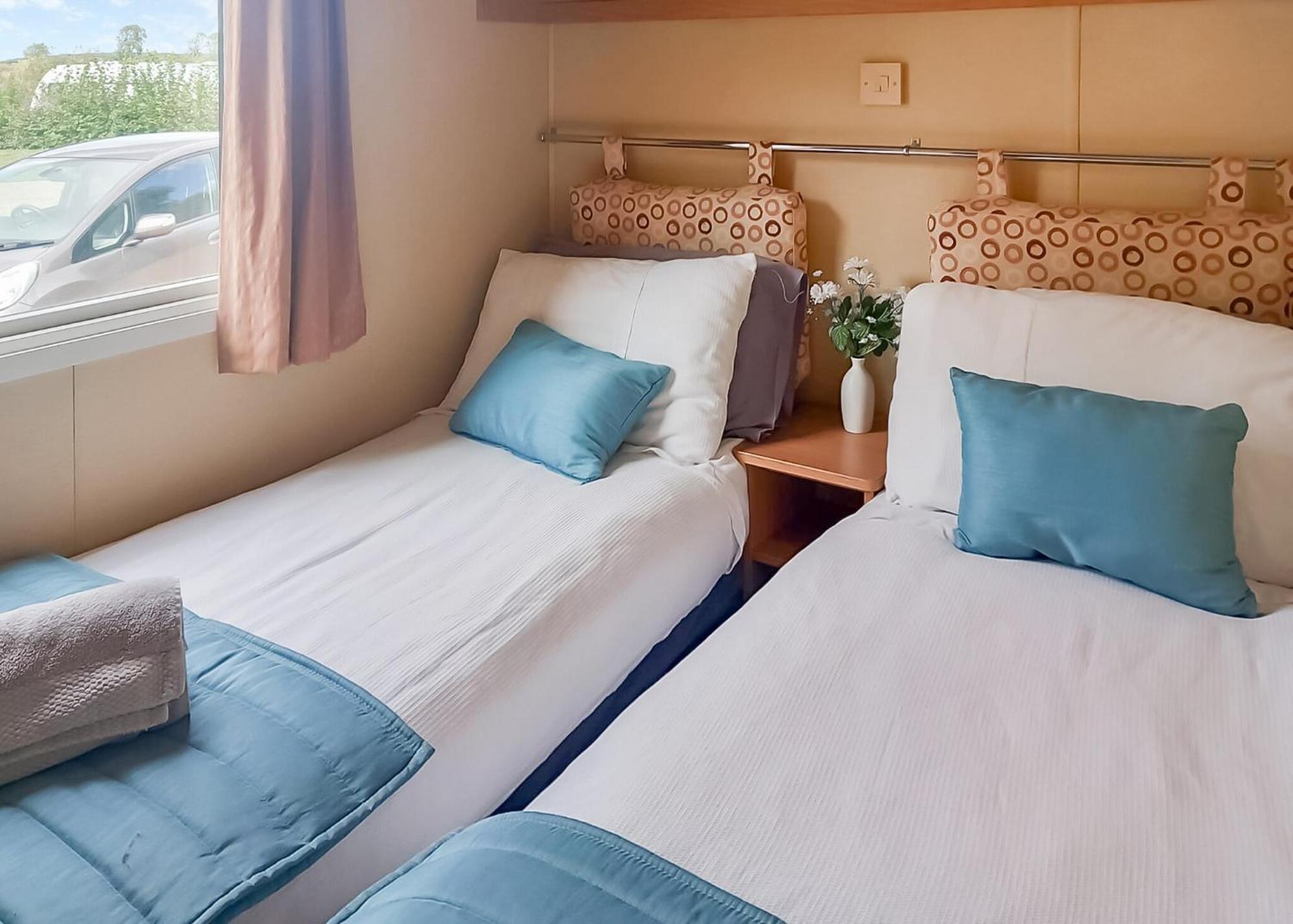 Barlings Country Park Hotel Langworth Стая снимка